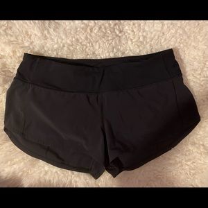 lululemon 2.5 Speed Up sz 8